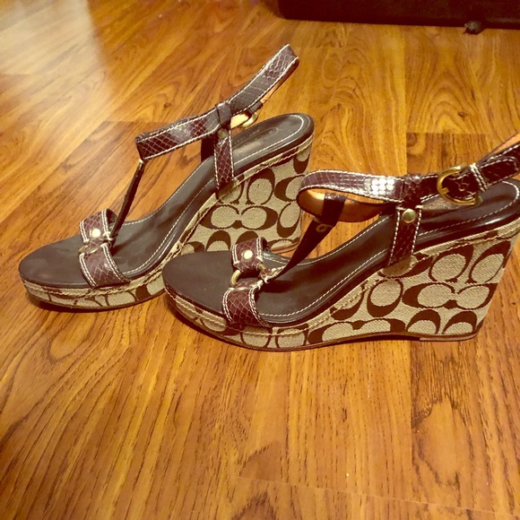 Coach Wedges - Picture 1 of 1